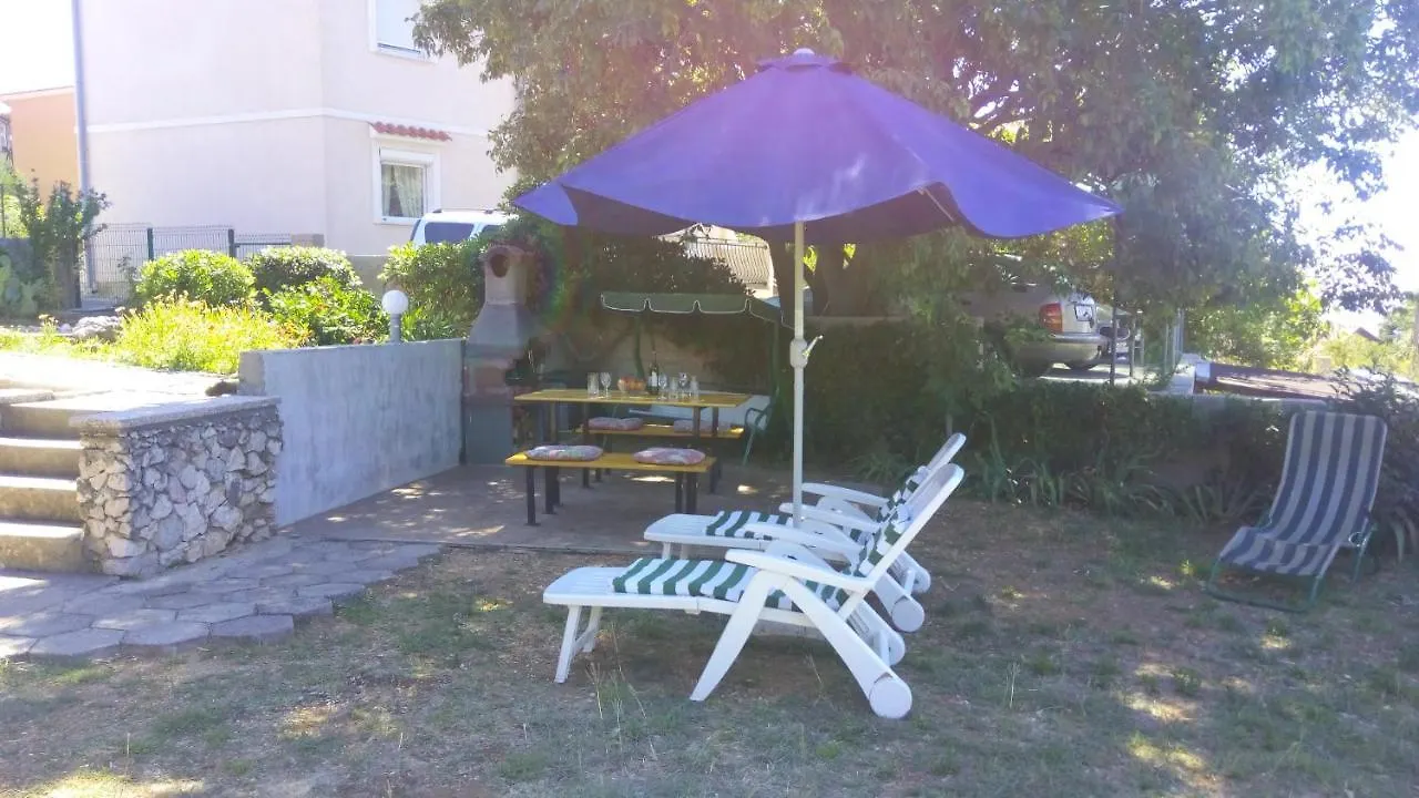 Apartman Mira Baška 0*,  Kroatien