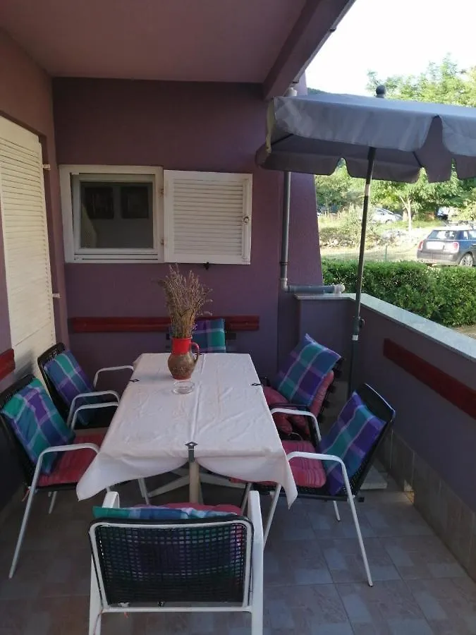 Apartman Mira Baška 0*,  Kroatien